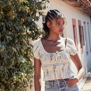 Doen Adie Floral Blouse NWT